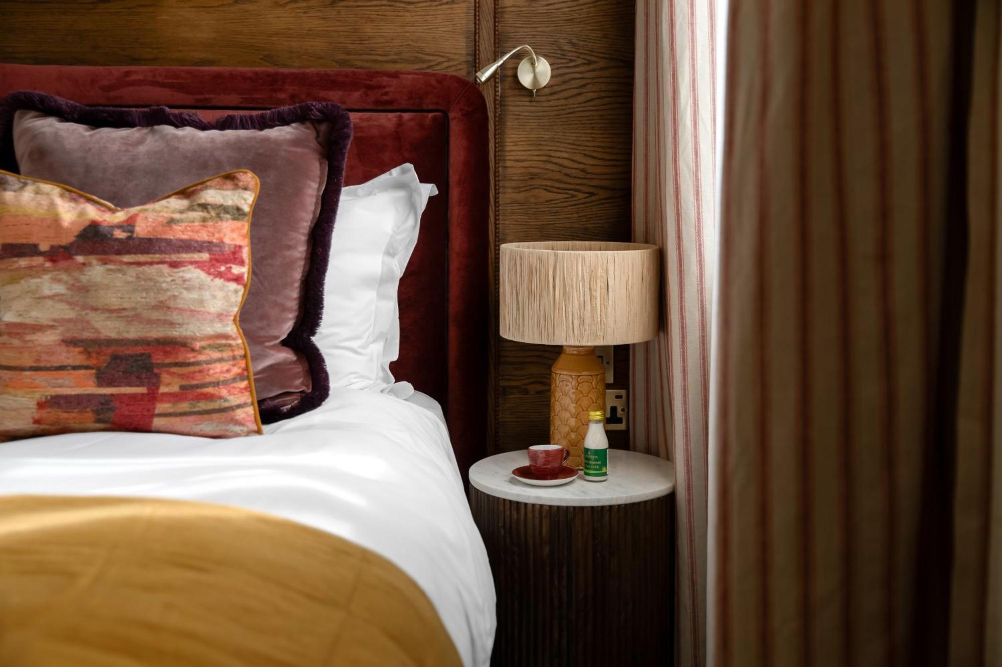 Red Lion Hotel แรดเลตต์ ภายนอก รูปภาพ